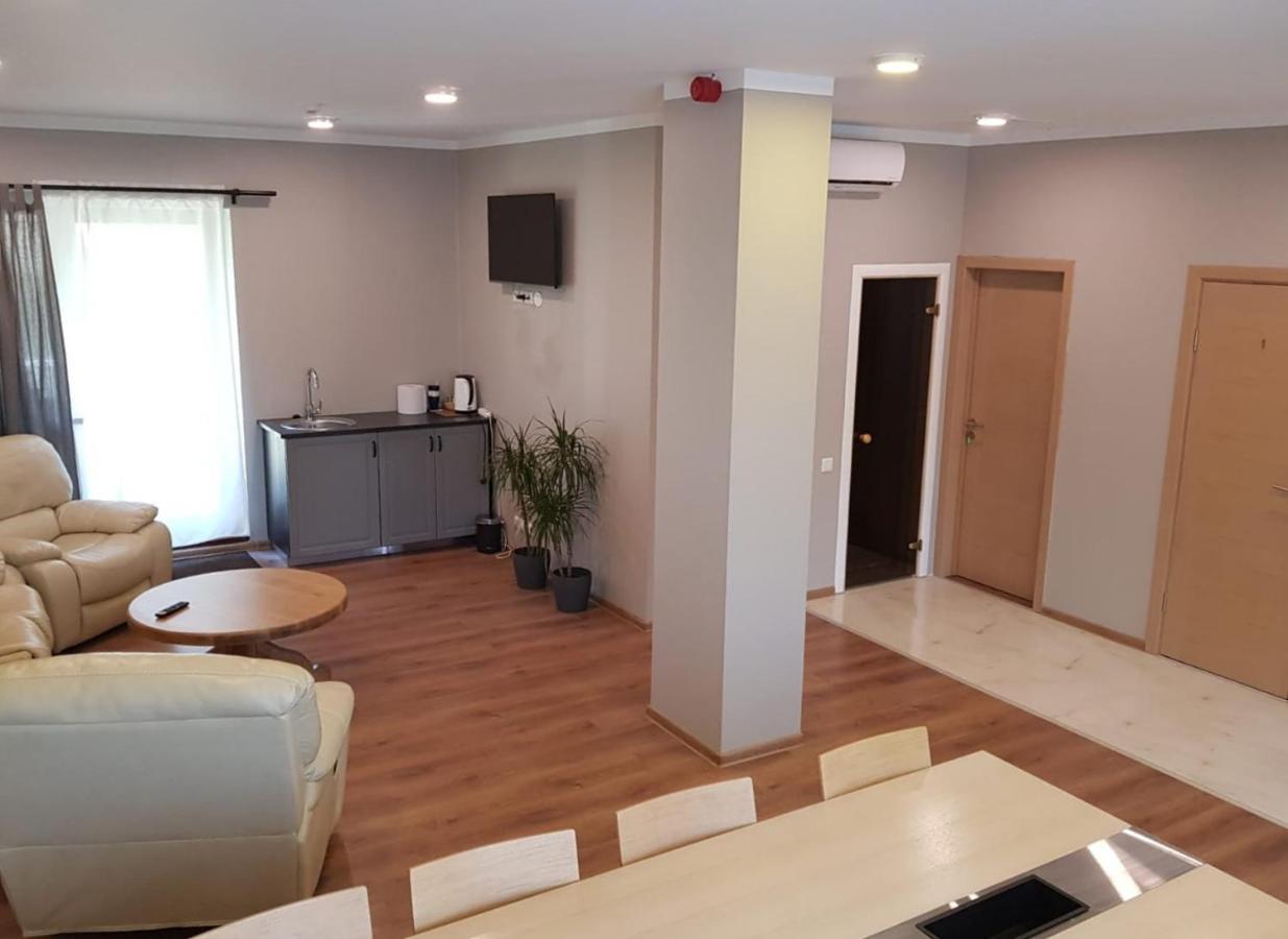 Kuivizu Krogs - Motelis Salacgrīva Extérieur photo